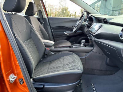 2022 Nissan Kicks SV
