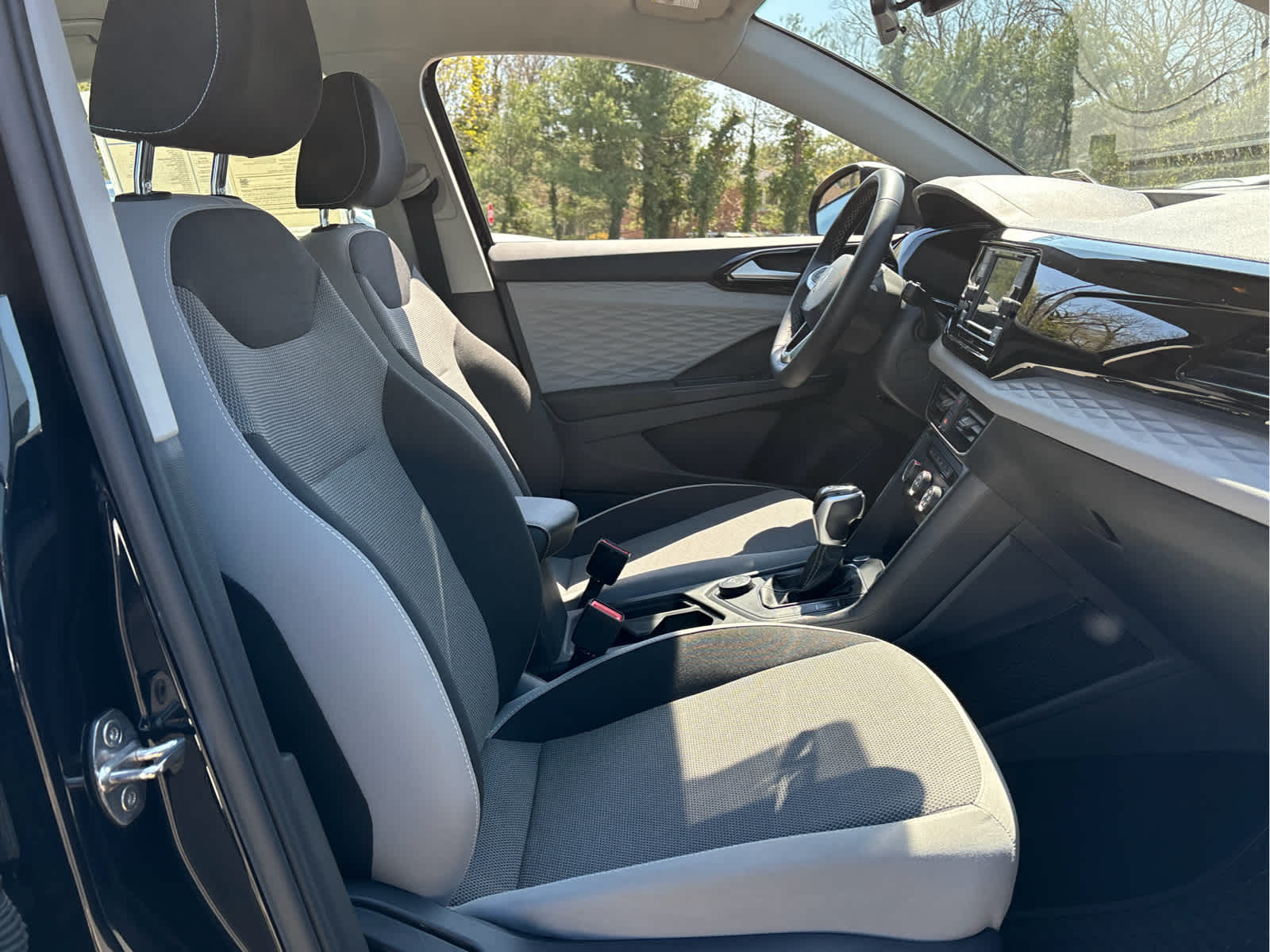 2022 Volkswagen Taos S