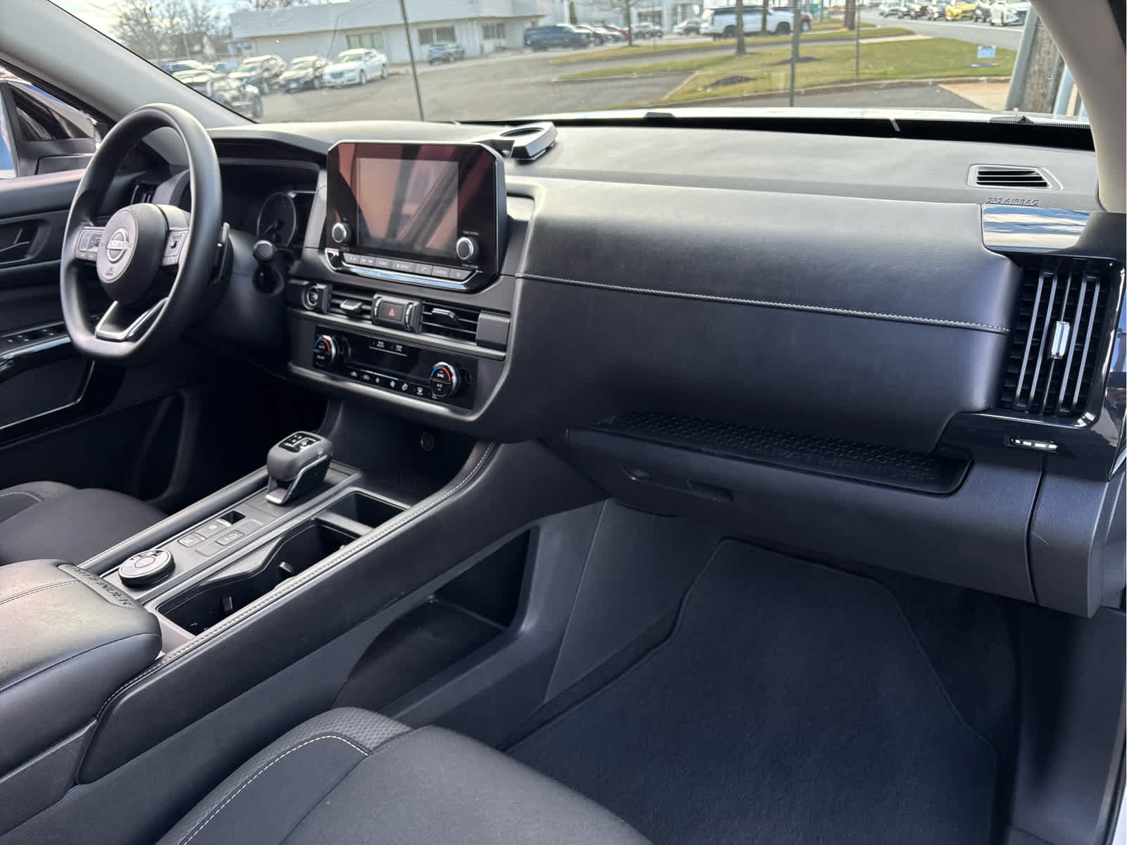 2023 Nissan Pathfinder S