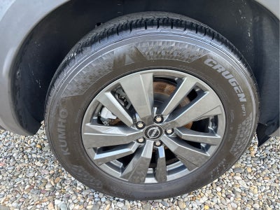 2023 Nissan Pathfinder S