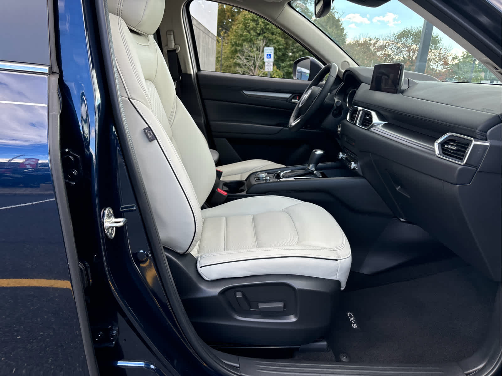 2024 Mazda Mazda CX-5 2.5 S Preferred Package
