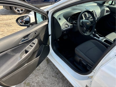 2019 Chevrolet Cruze LS