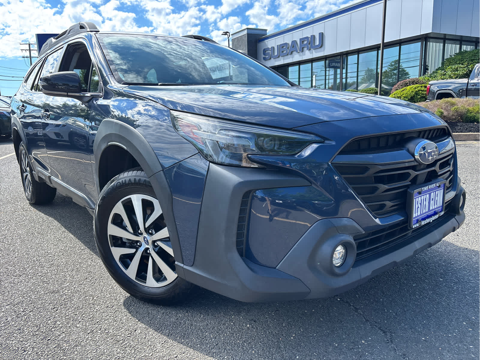 2023 Subaru Outback Premium