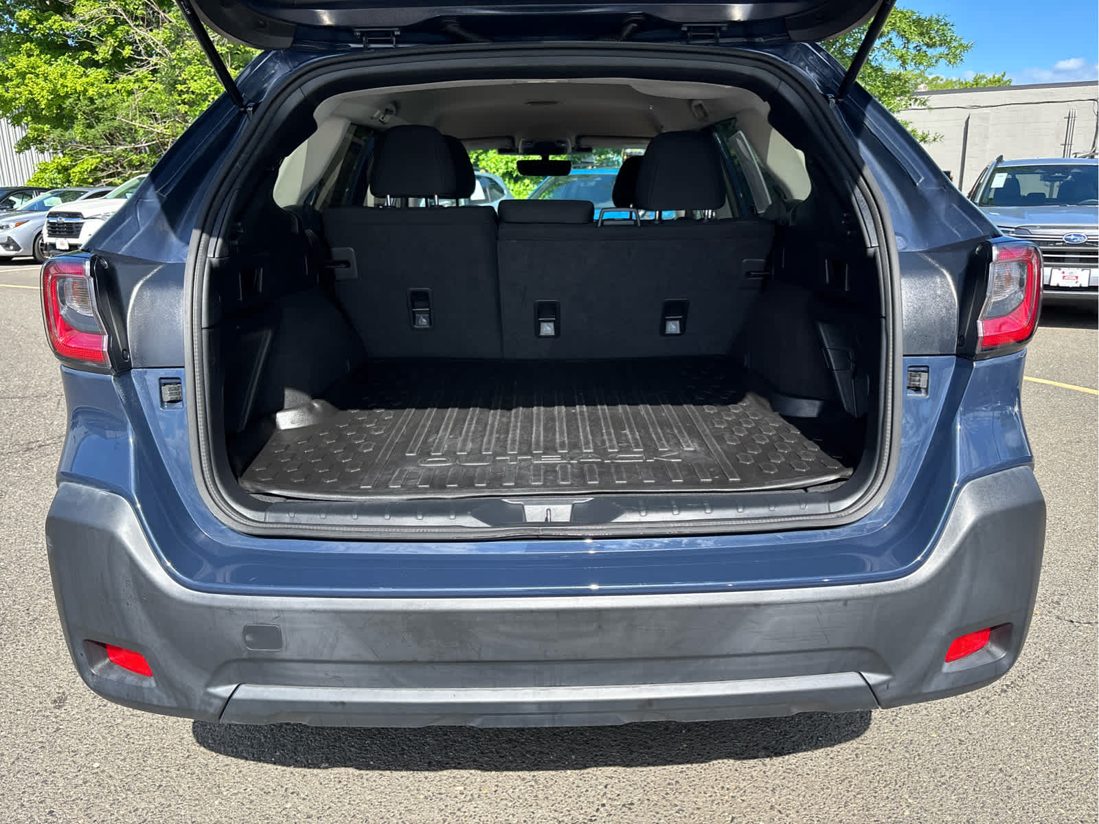 2023 Subaru Outback Premium