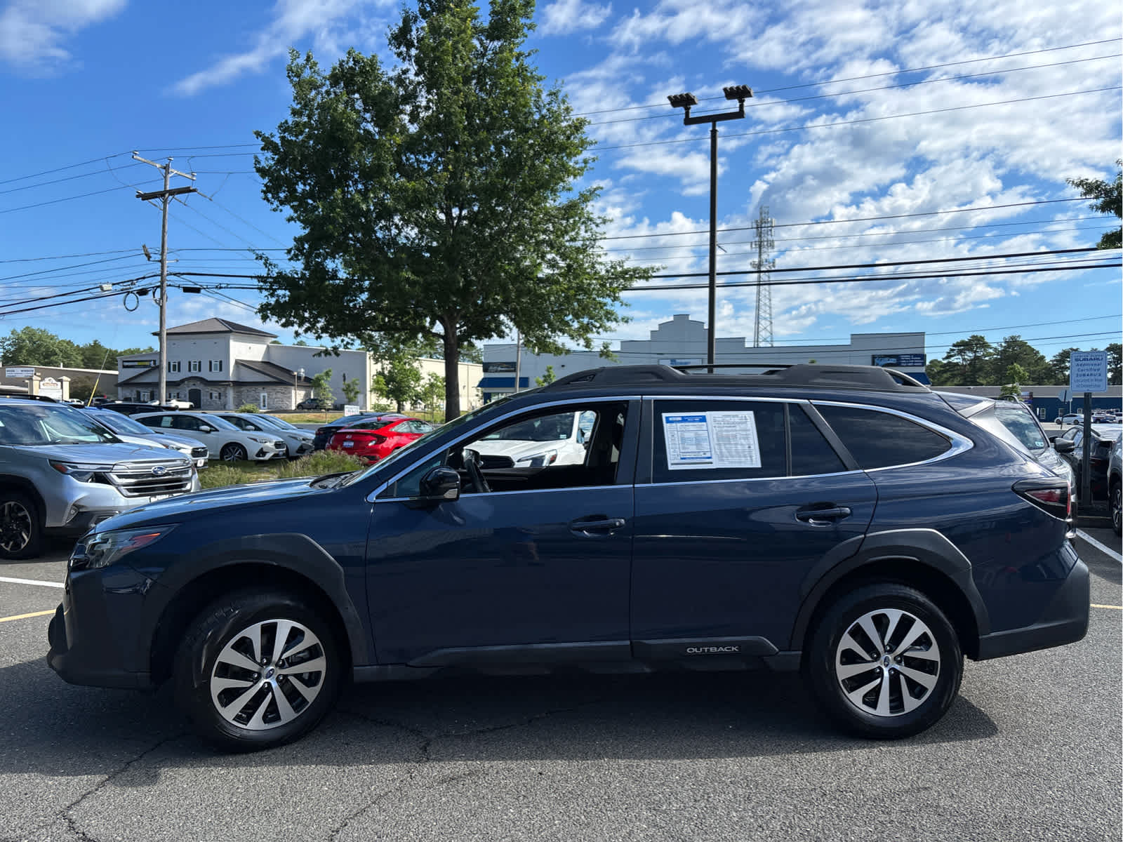 2023 Subaru Outback Premium