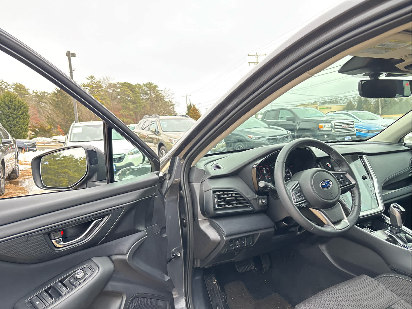 2023 Subaru Outback Premium