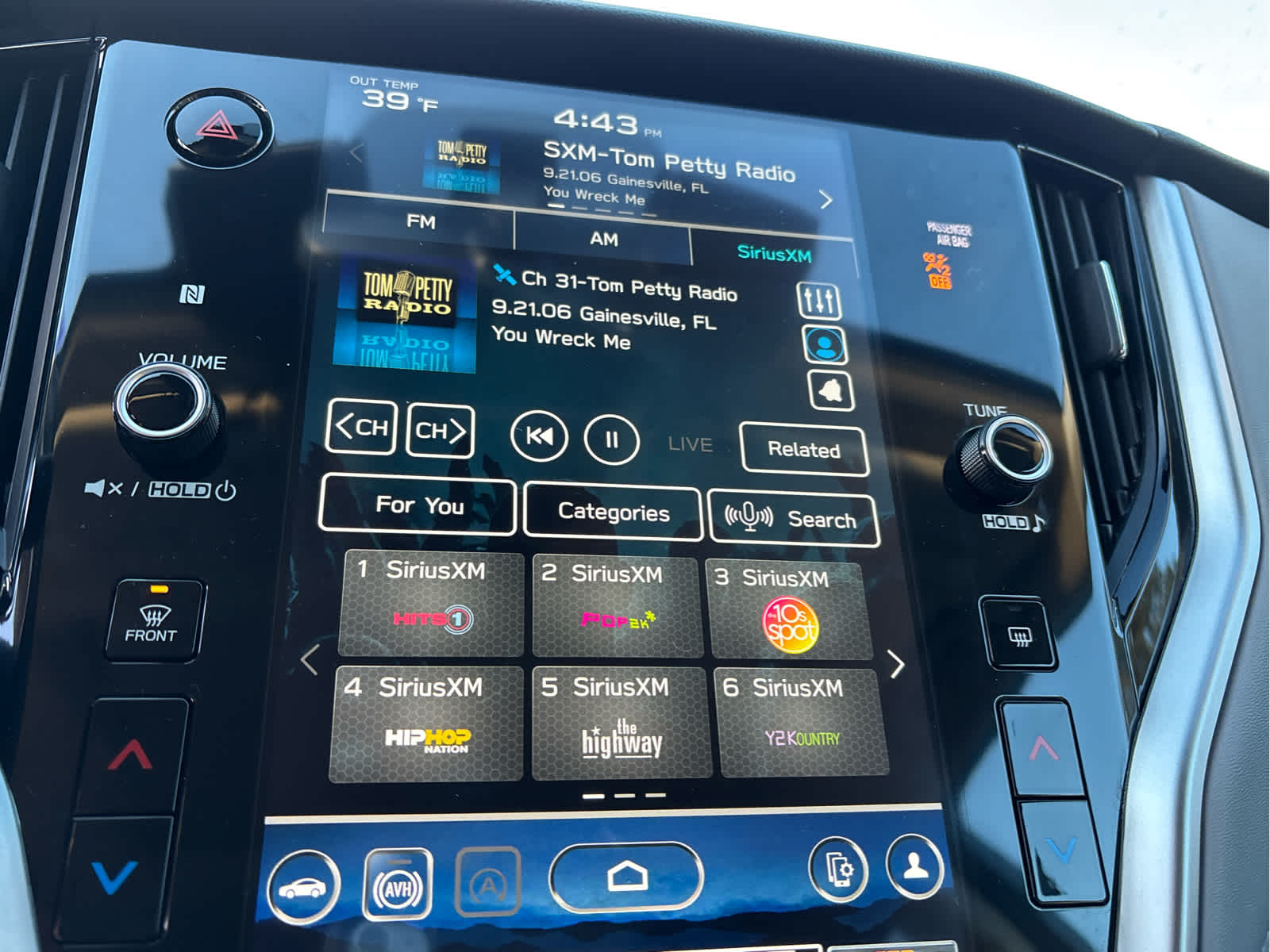 2025 Subaru Outback Premium