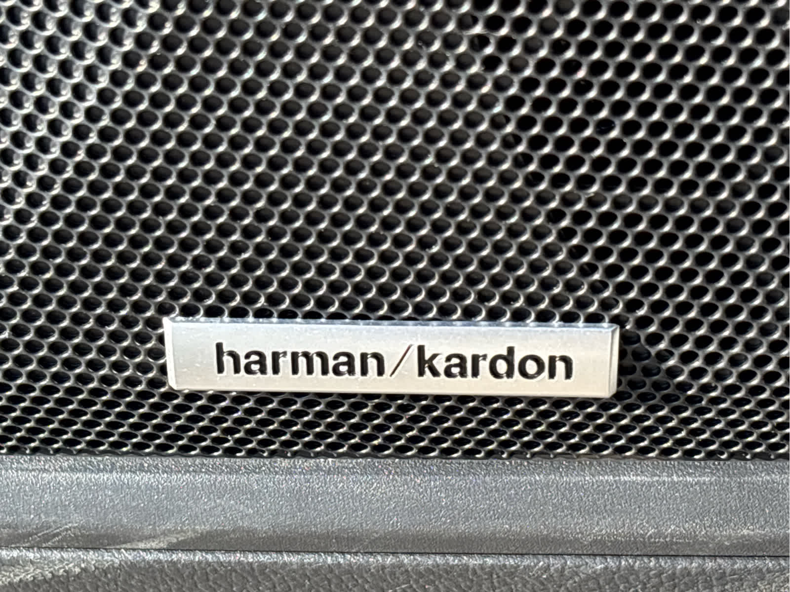 2023 Subaru Outback Touring