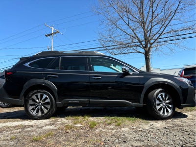 2023 Subaru Outback Touring XT