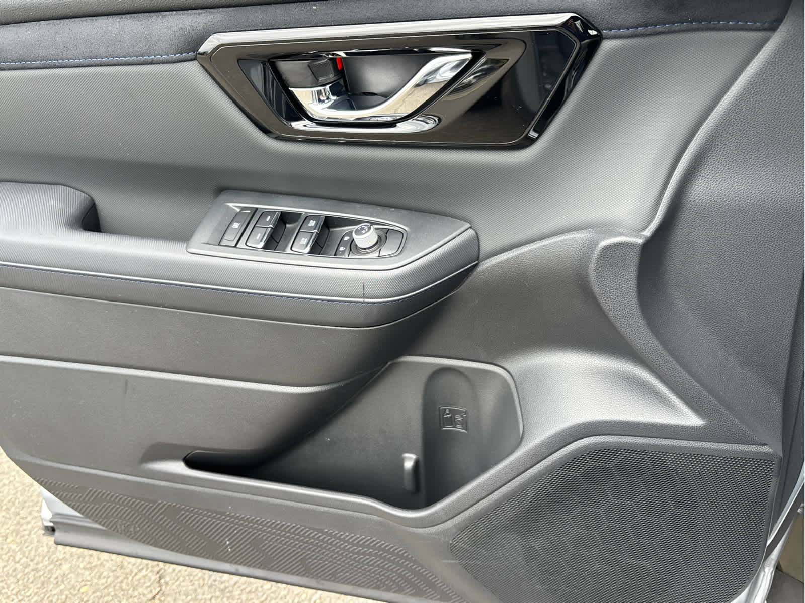 2025 Subaru Forester Limited Hybrid