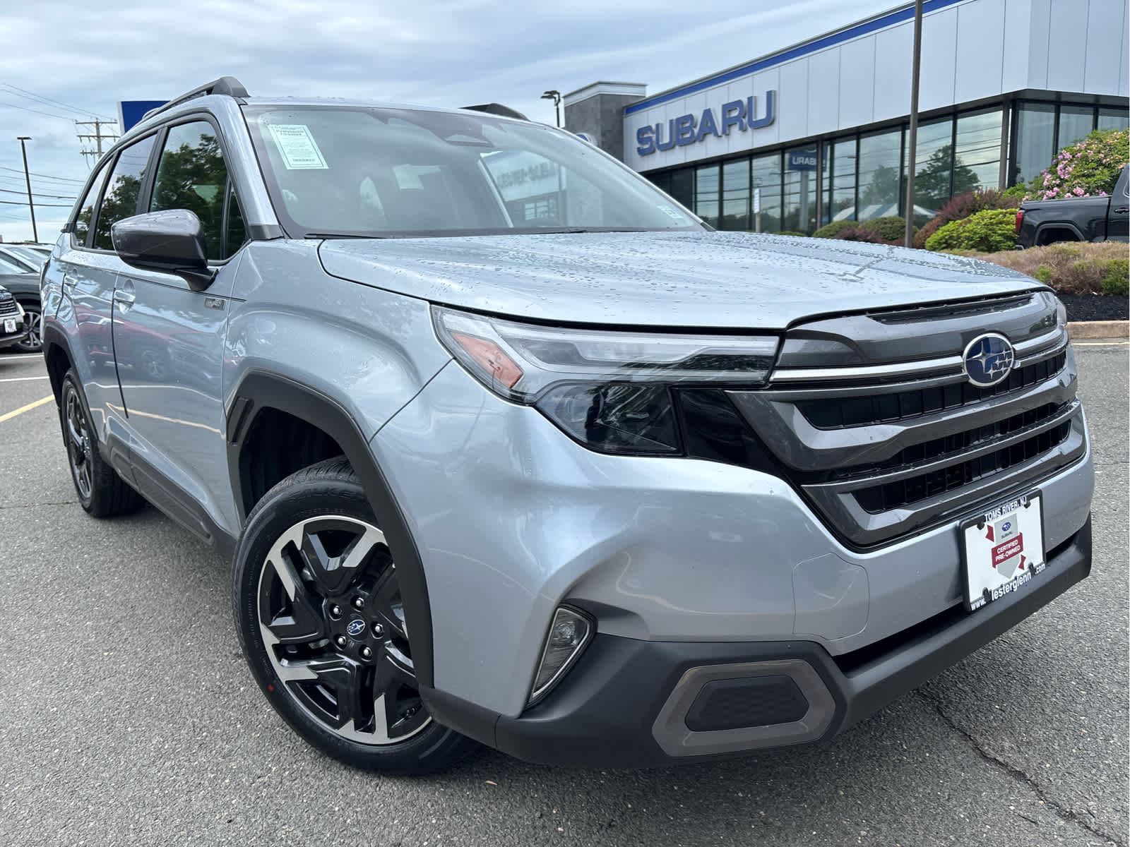 2025 Subaru Forester Limited Hybrid