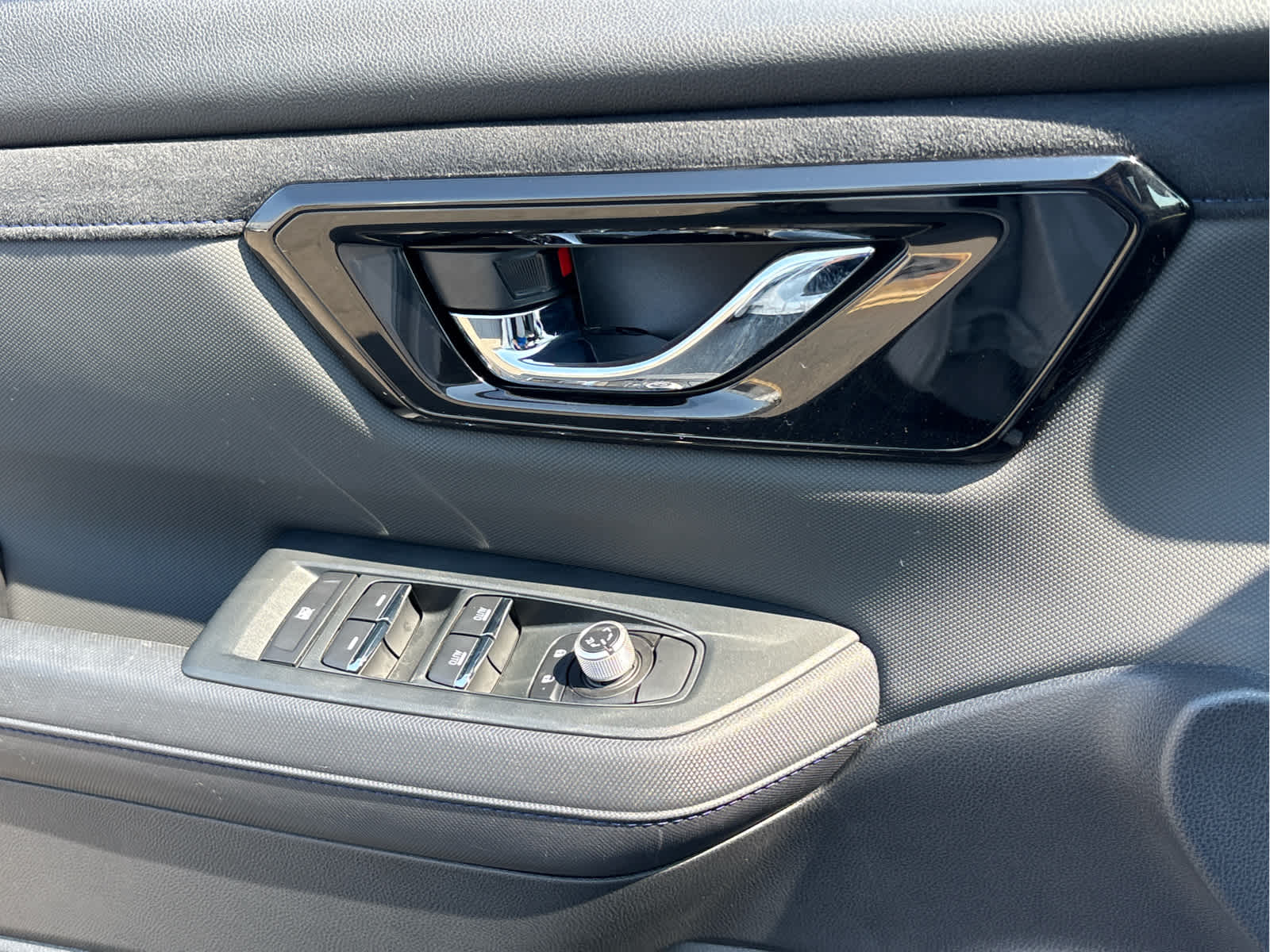 2025 Subaru Forester Limited Hybrid