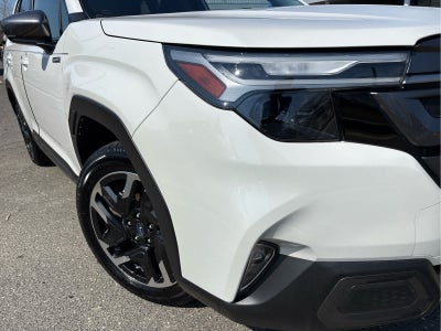 2025 Subaru Forester Limited Hybrid