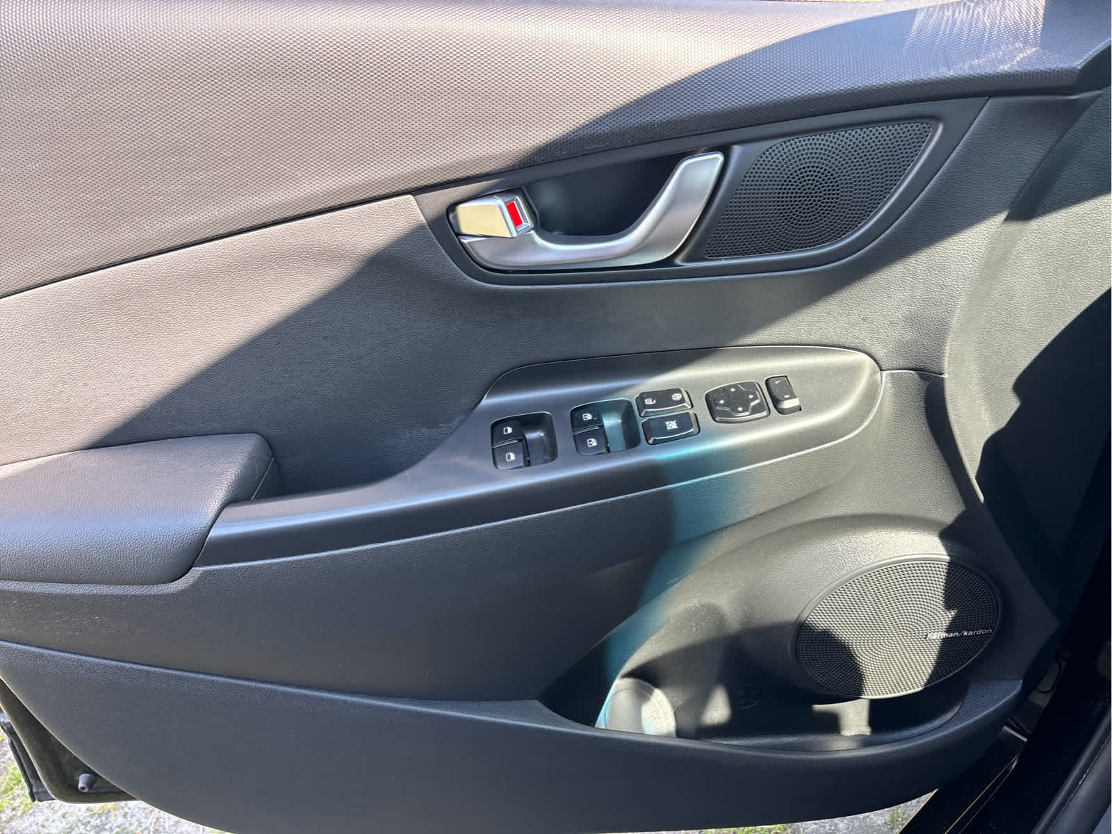 2022 Hyundai Kona Limited
