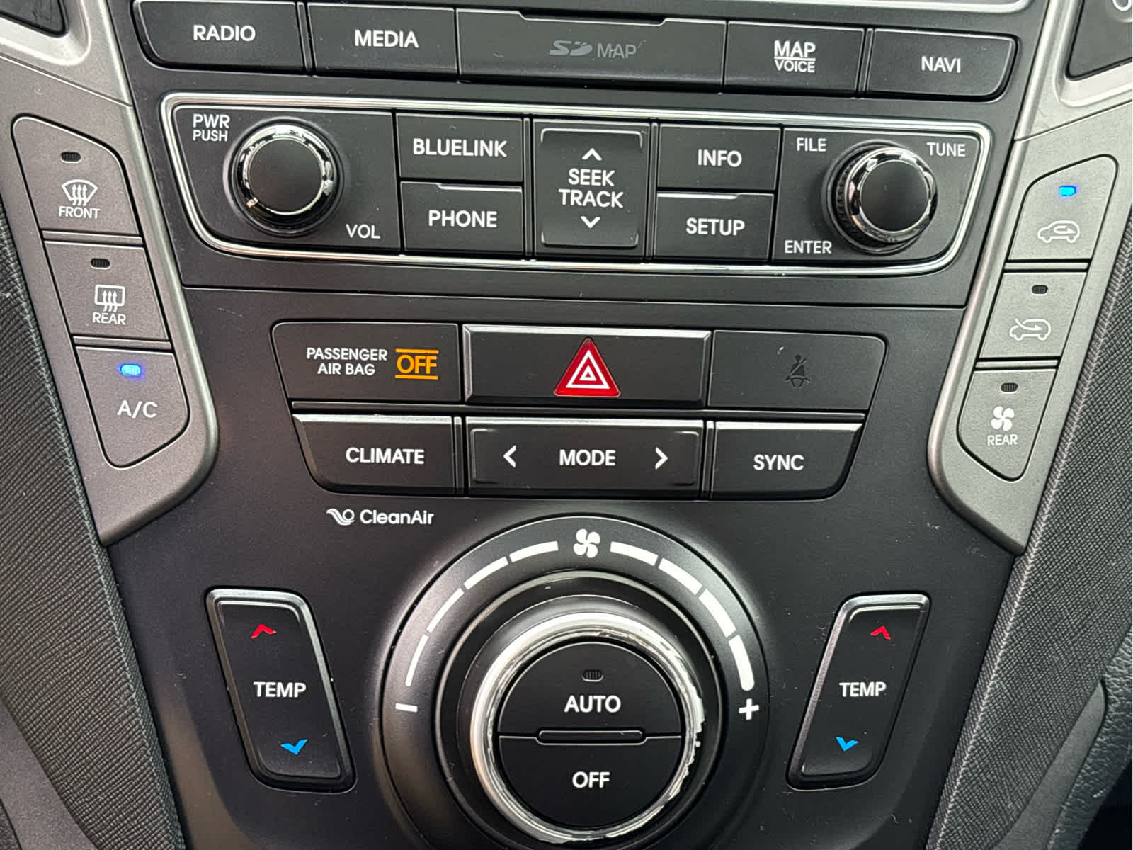 2017 Hyundai Santa Fe SE Ultimate