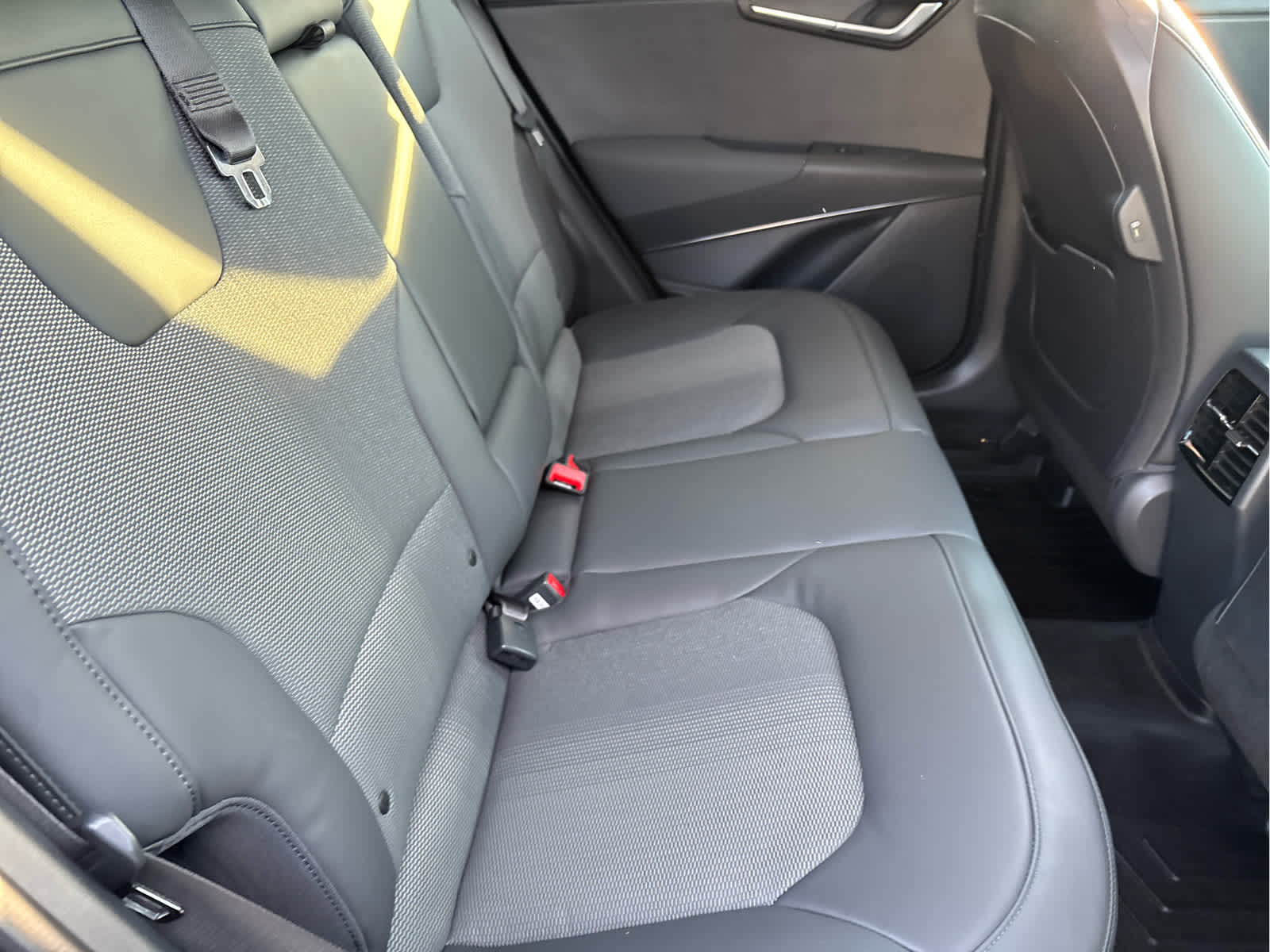 2024 Kia Niro EX Touring