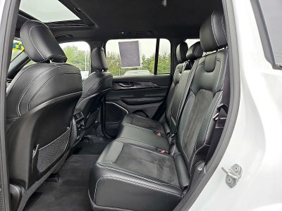 2022 Jeep Grand Cherokee Altitude