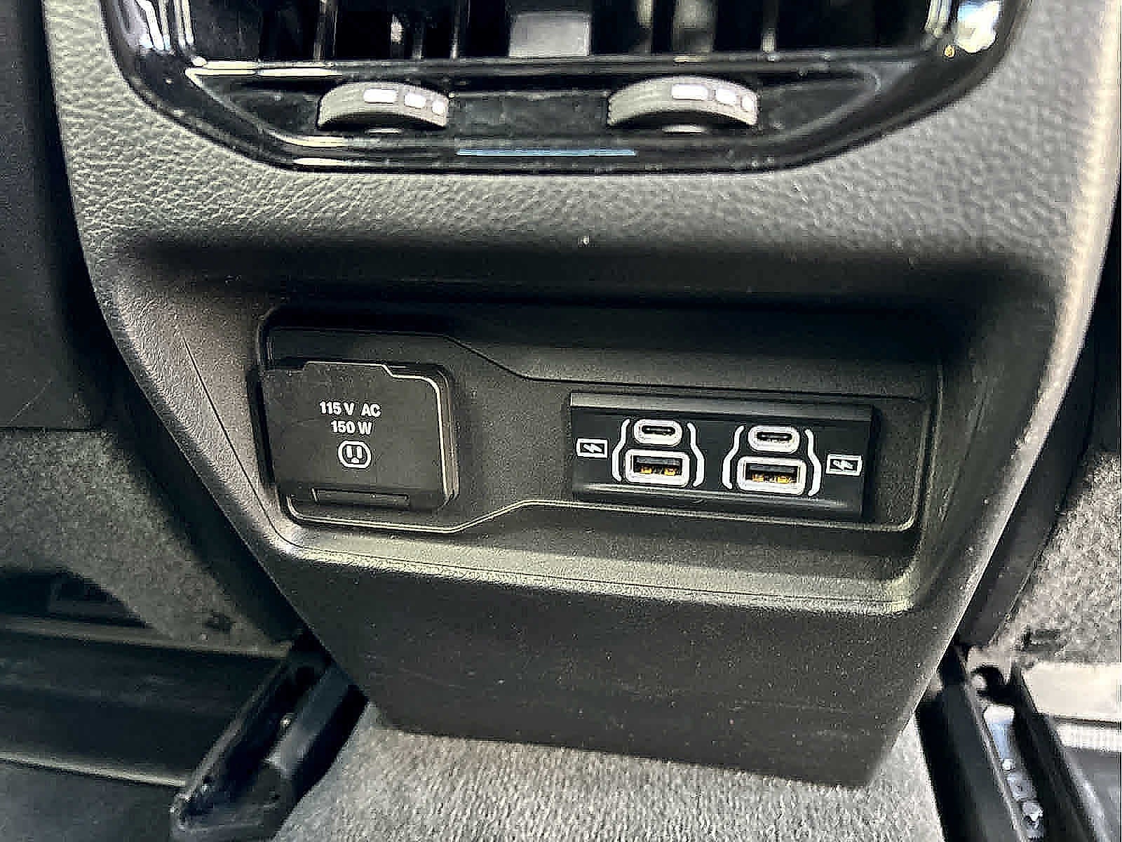 2022 Jeep Grand Cherokee Altitude