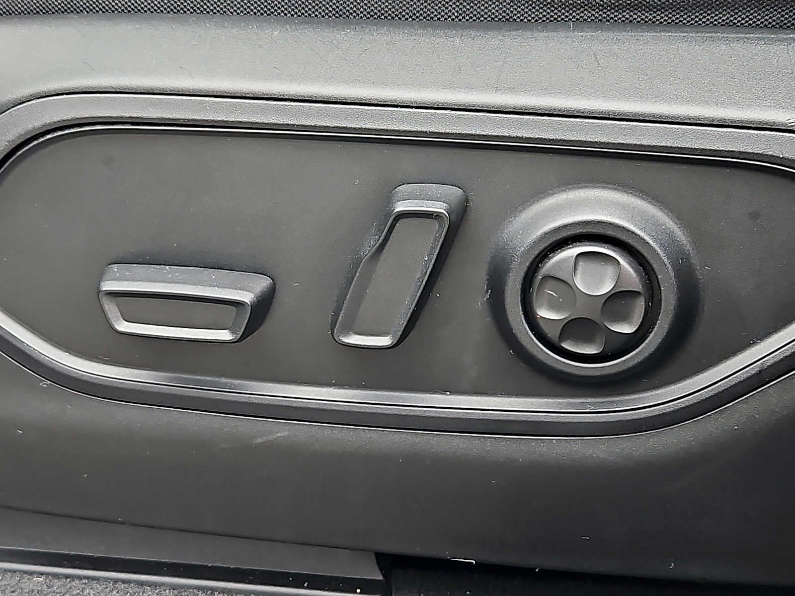 2022 Jeep Grand Cherokee Altitude