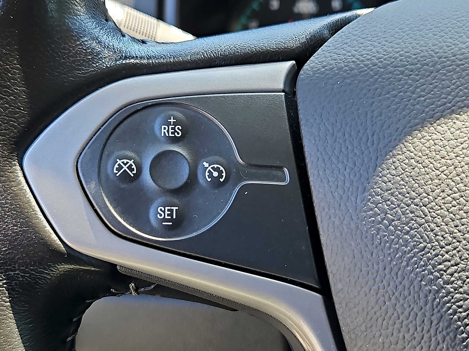 2022 Chevrolet Colorado 2WD LT
