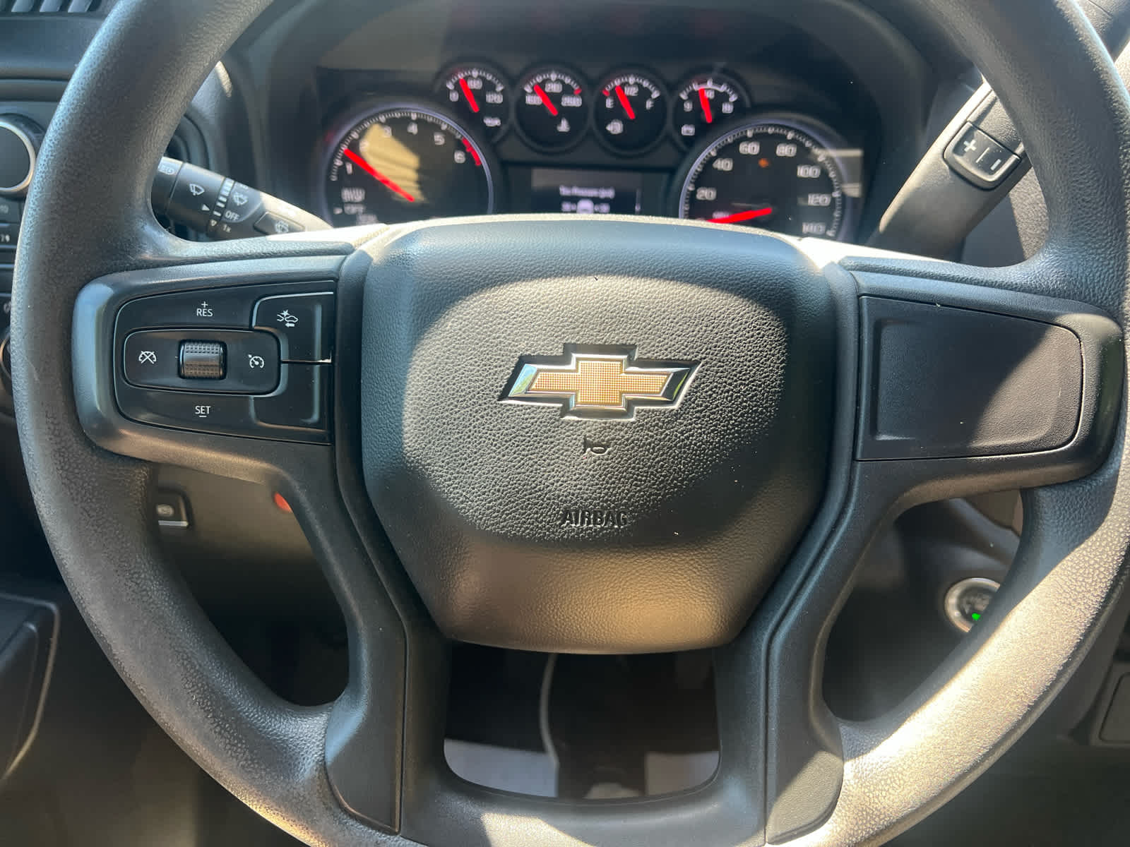 2023 Chevrolet Silverado 1500 Custom