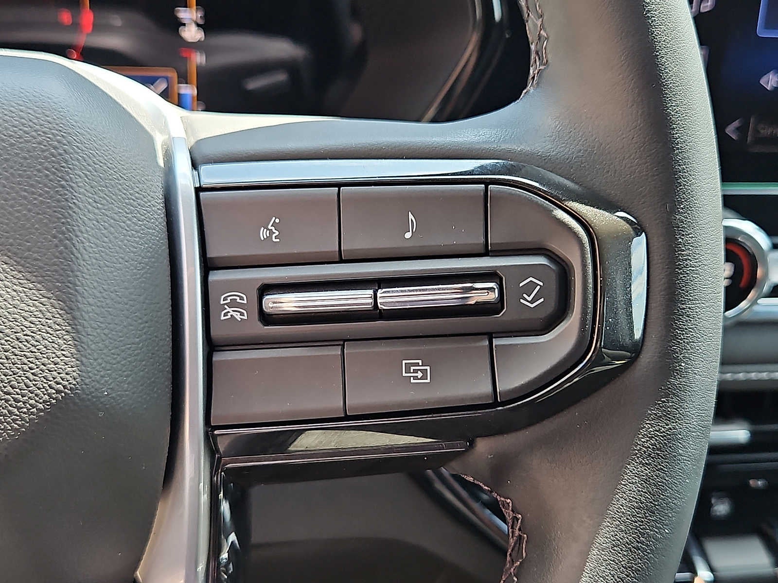 2023 Chevrolet Colorado 4WD LT