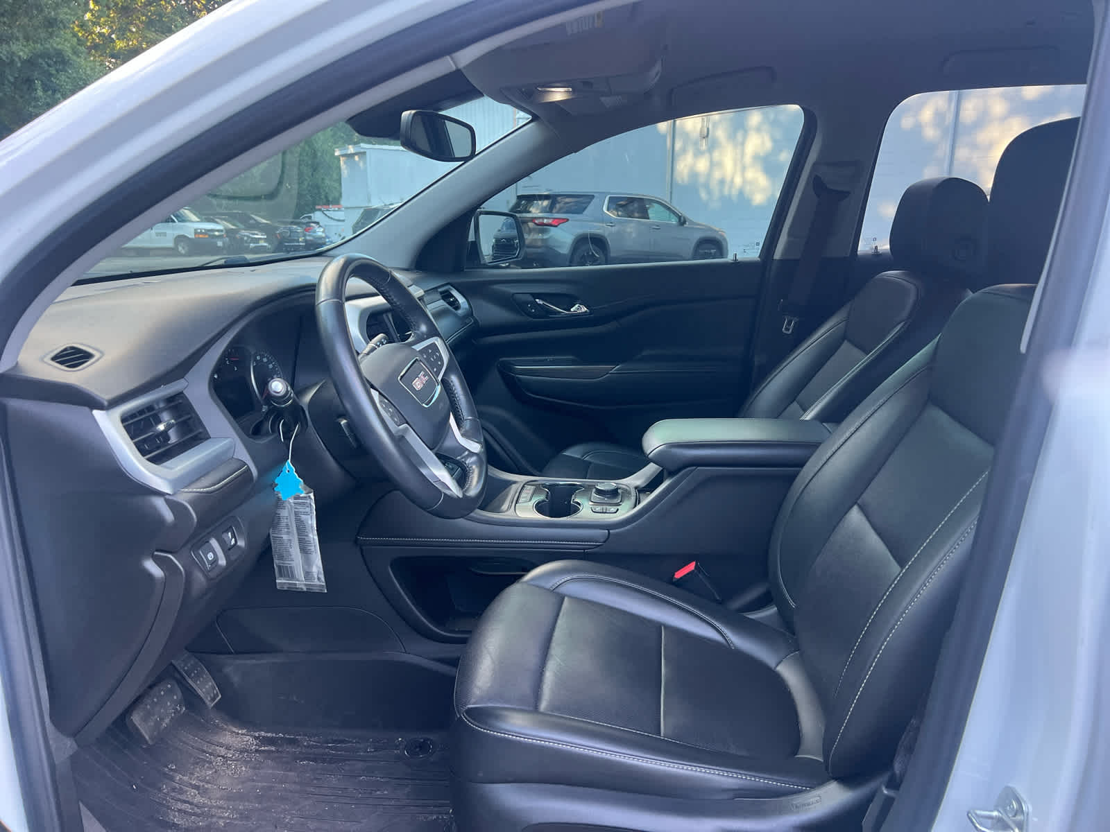 2021 GMC Acadia SLT