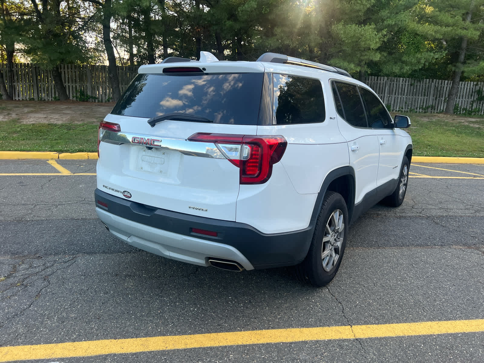 2021 GMC Acadia SLT