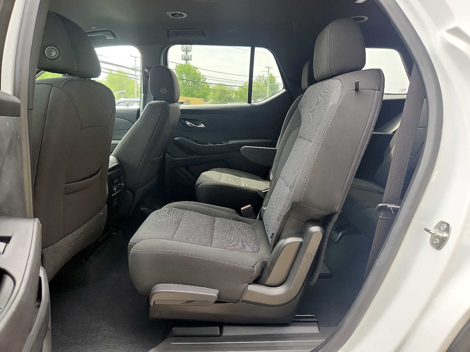 2024 Chevrolet Traverse Limited LT Cloth