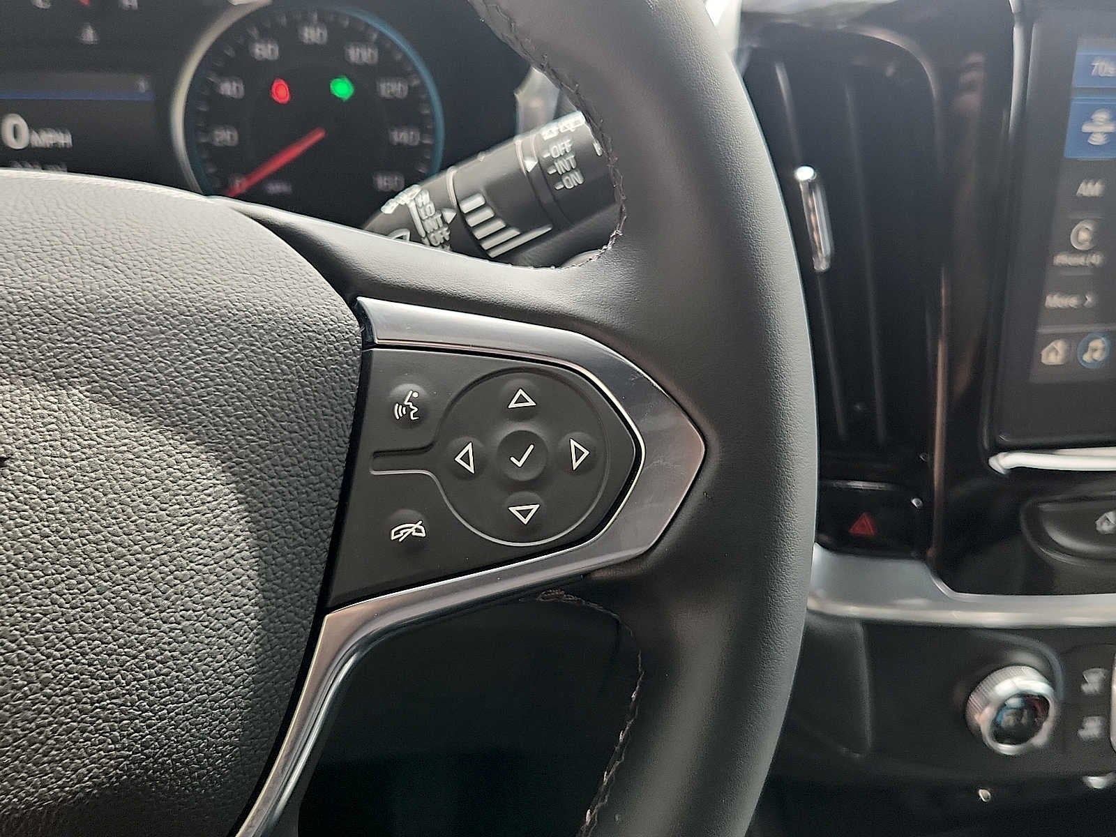 2024 Chevrolet Traverse Limited LT Cloth