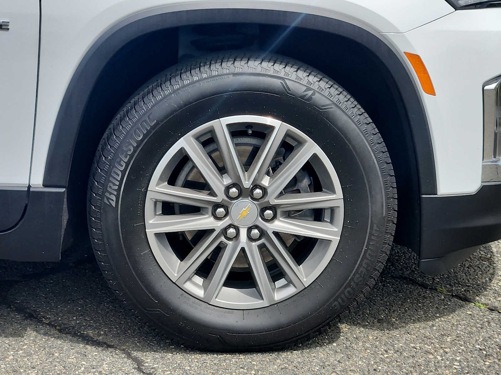 2024 Chevrolet Traverse Limited LT Cloth