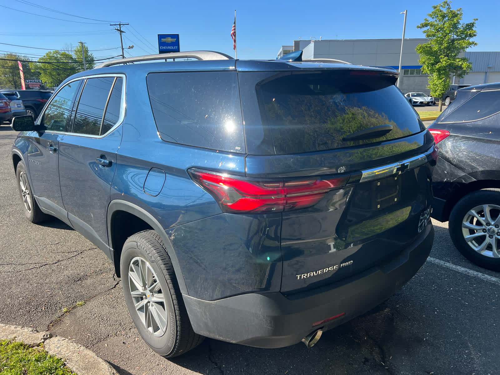 2023 Chevrolet Traverse LT Cloth