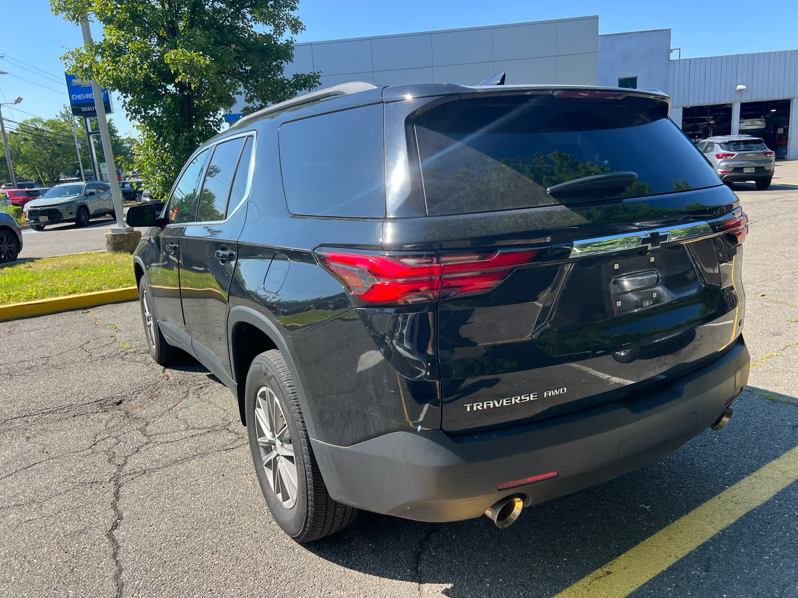 2023 Chevrolet Traverse LT Cloth