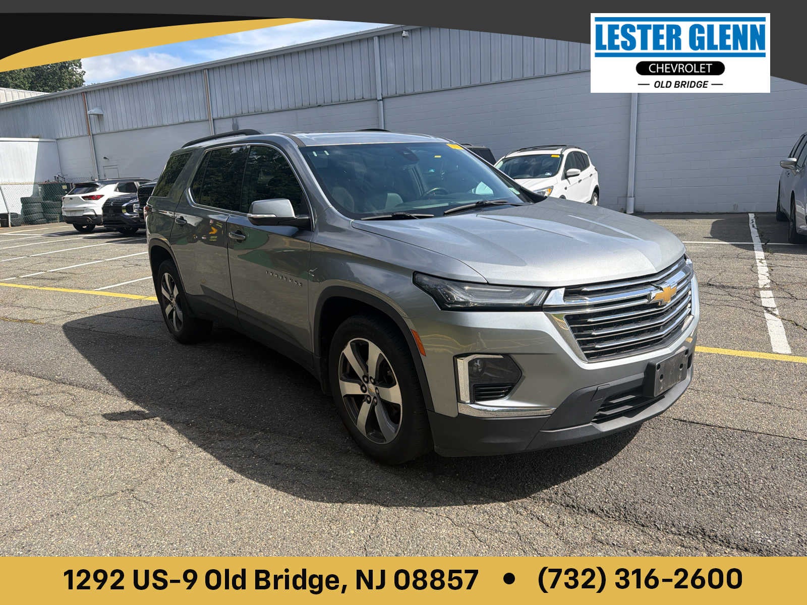 2023 Chevrolet Traverse LT Leather