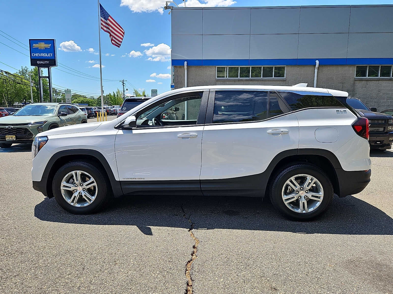 2022 GMC Terrain SLE