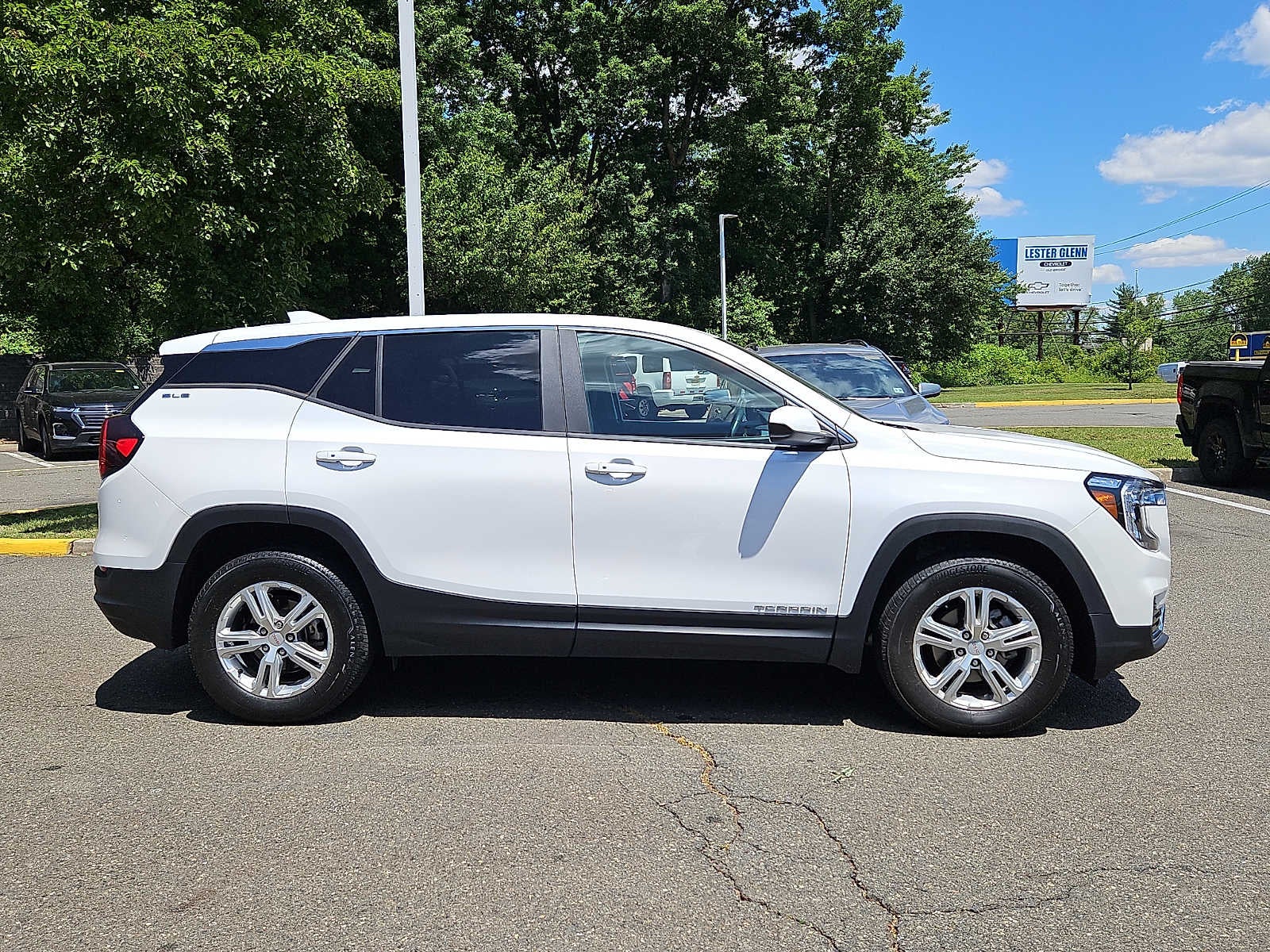 2022 GMC Terrain SLE
