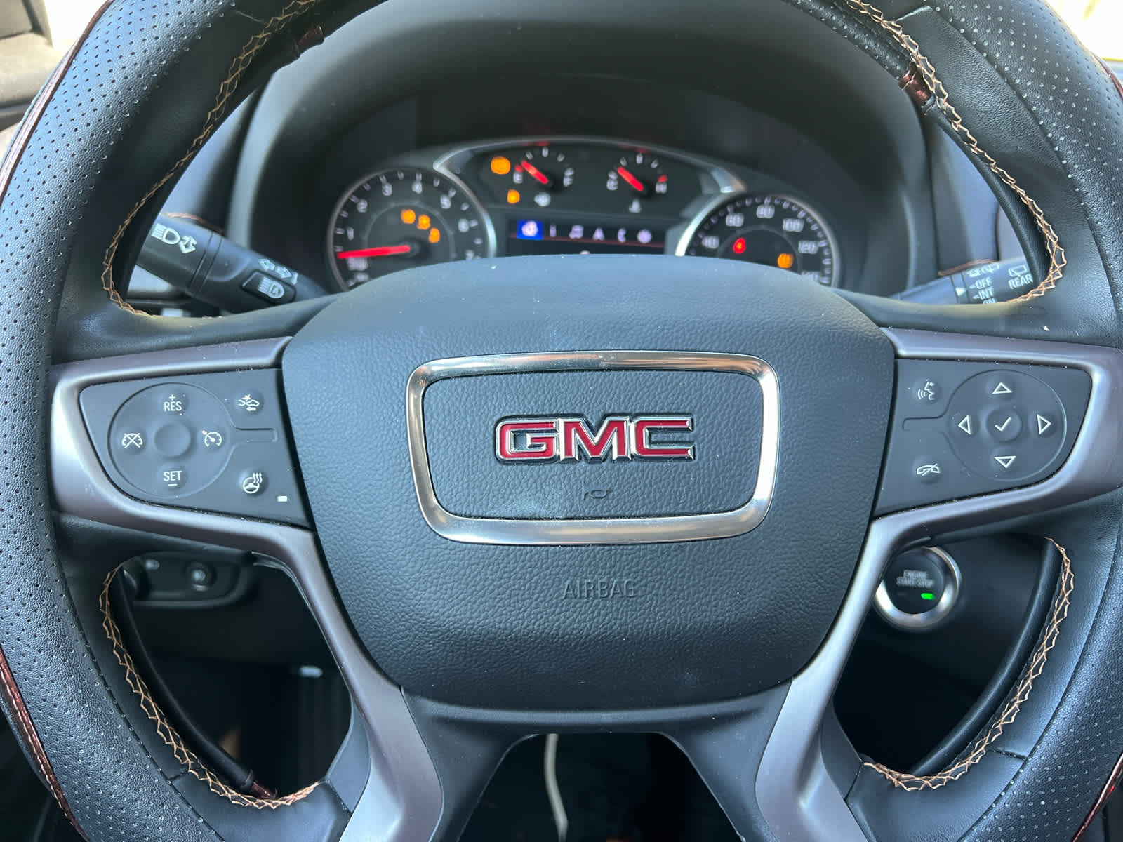 2024 GMC Terrain AT4
