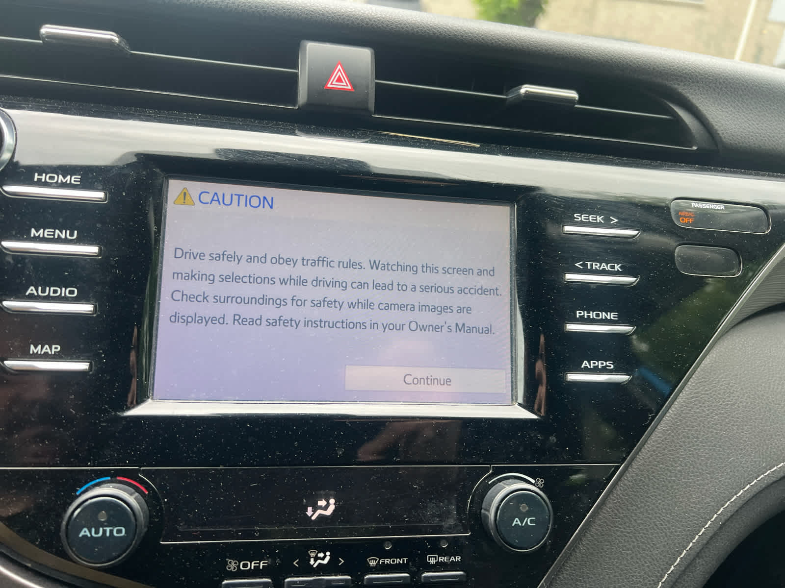 2019 Toyota Camry SE