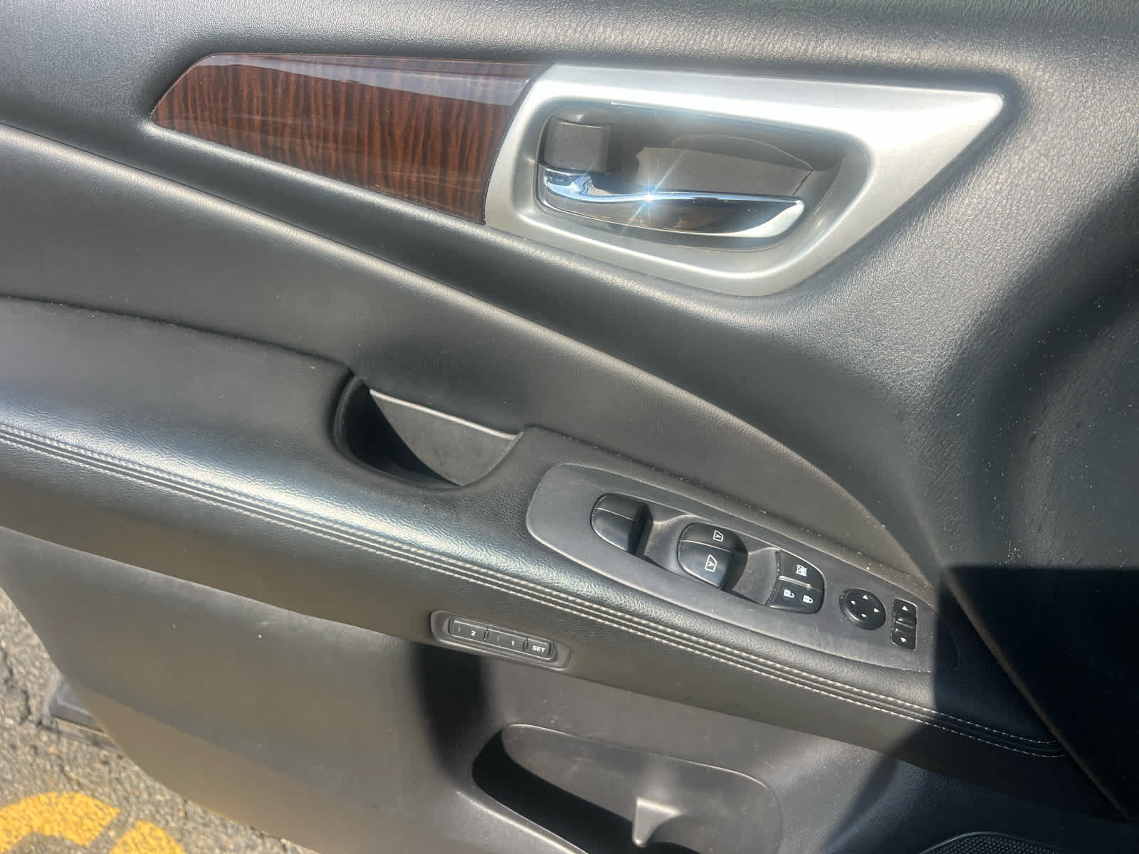 2015 Nissan Pathfinder SL