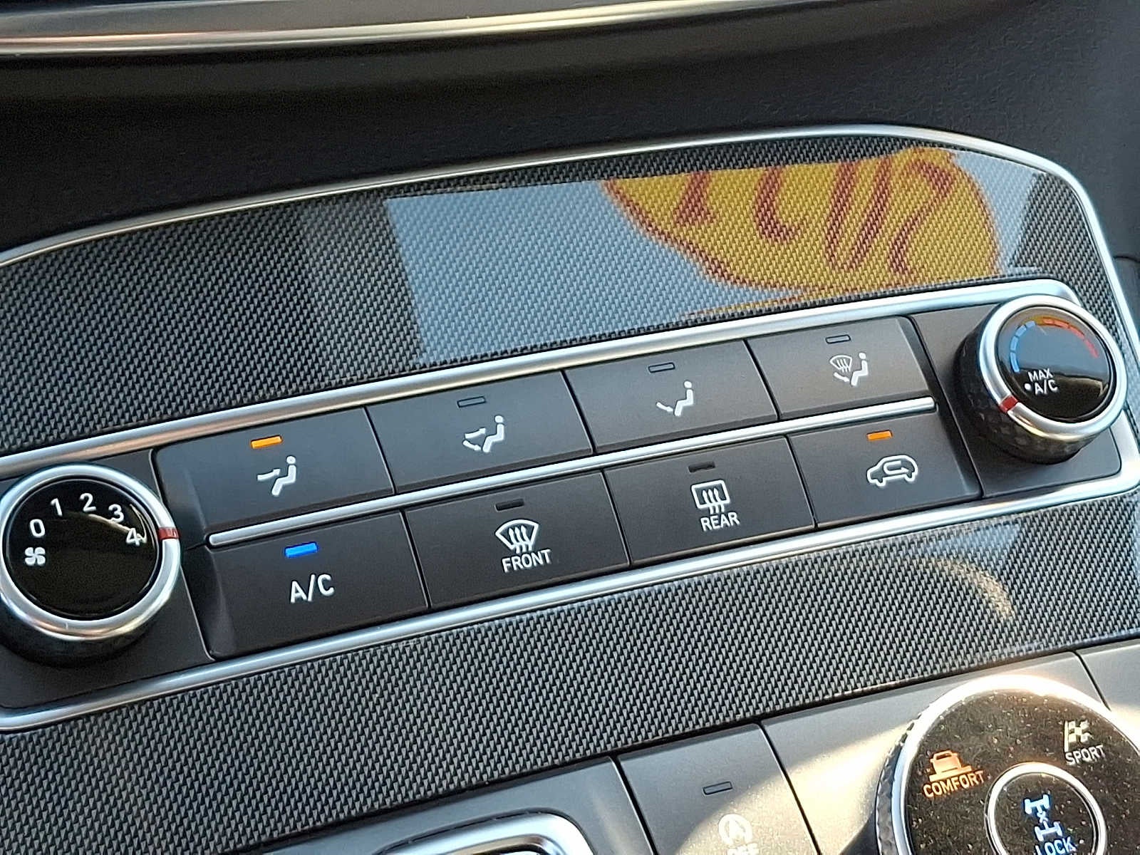 2021 Hyundai Santa Fe SE