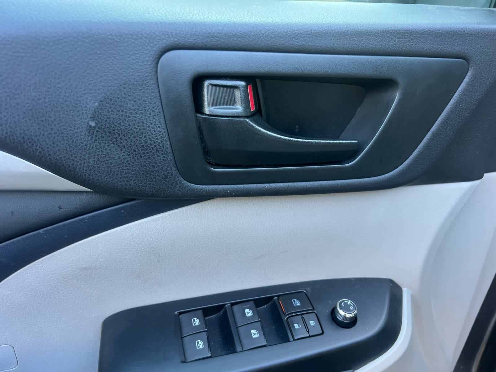 2014 Toyota Highlander LE Plus