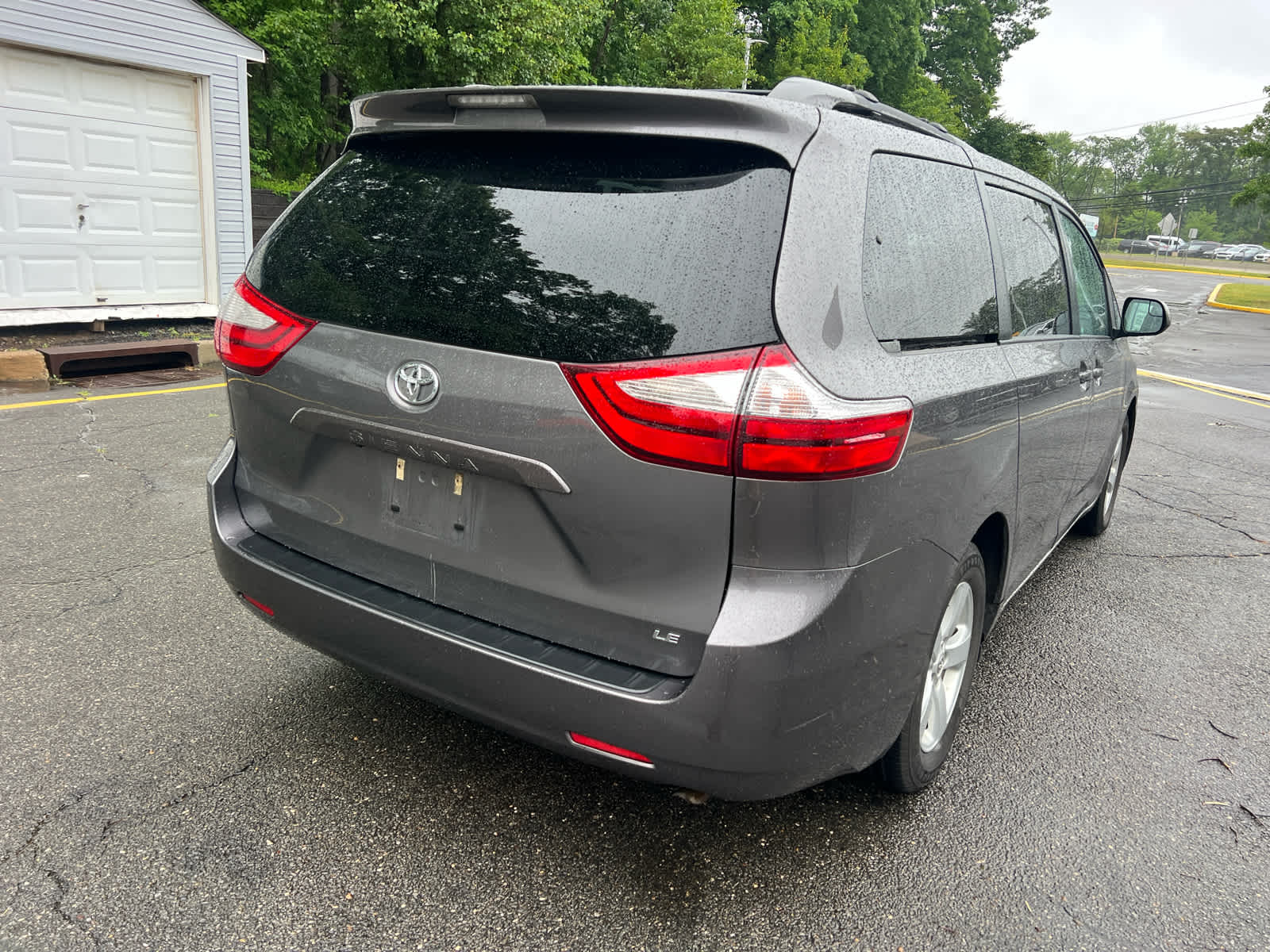 2017 Toyota Sienna LE