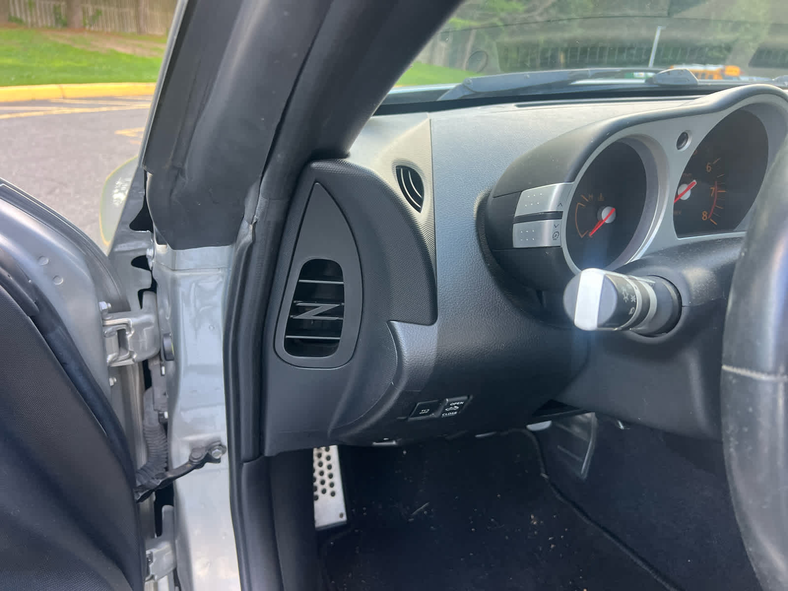 2004 Nissan 350Z Touring