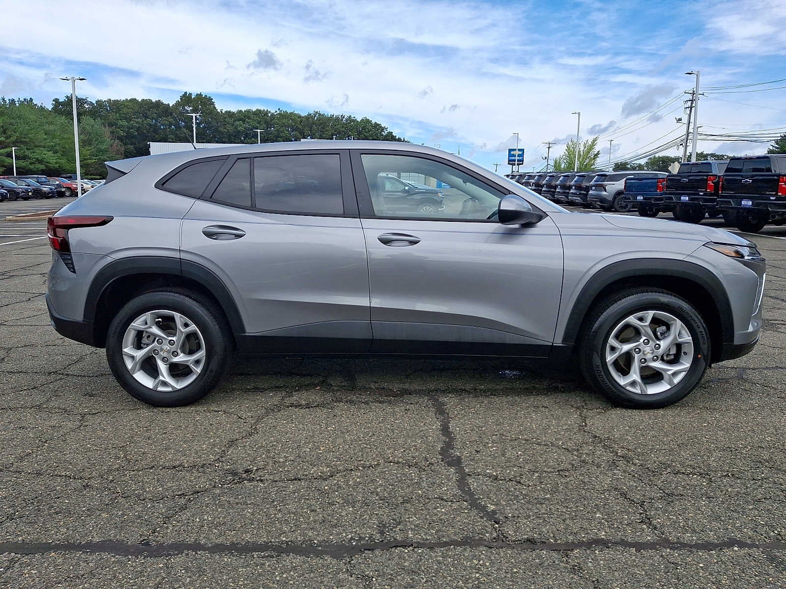 2024 Chevrolet Trax LS