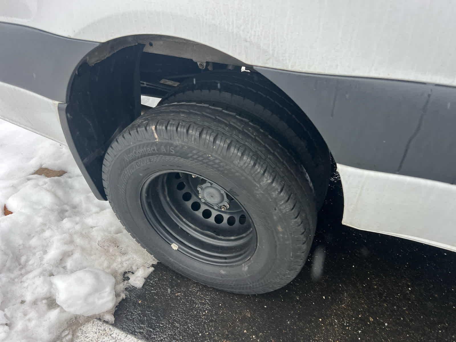 2022 Mercedes-Benz Sprinter Cargo Van 3500XD Standard Roof V6 144" 4WD