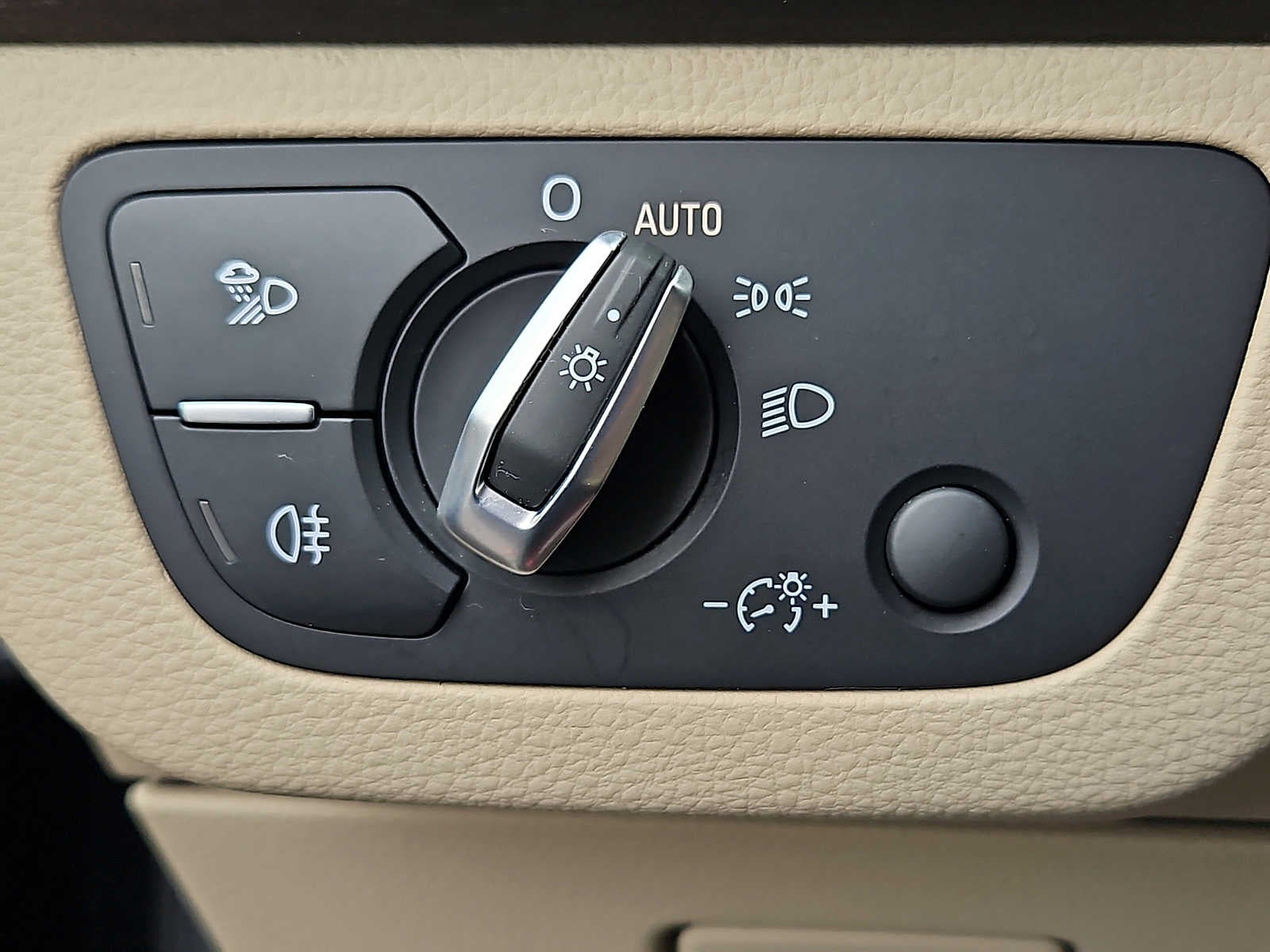2022 Audi Q5 S line Premium